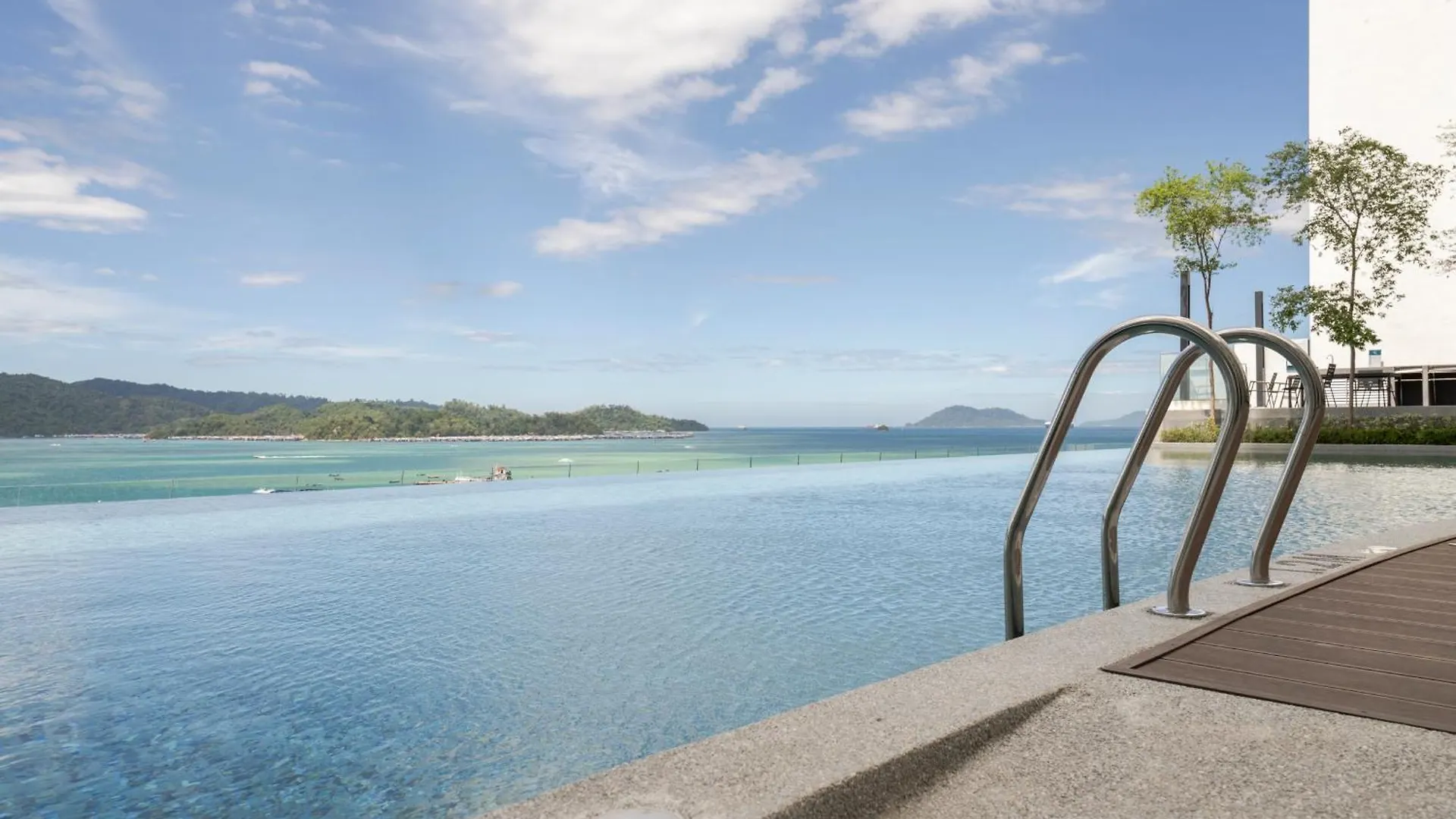 Citadines Waterfront Kota Kinabalu Hotel Malásia